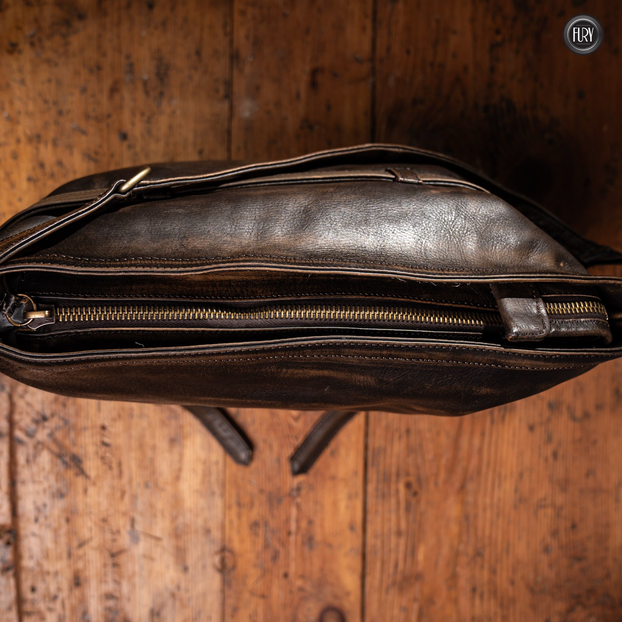 Heritage 36 Ledertasche - Limitierte Auflage