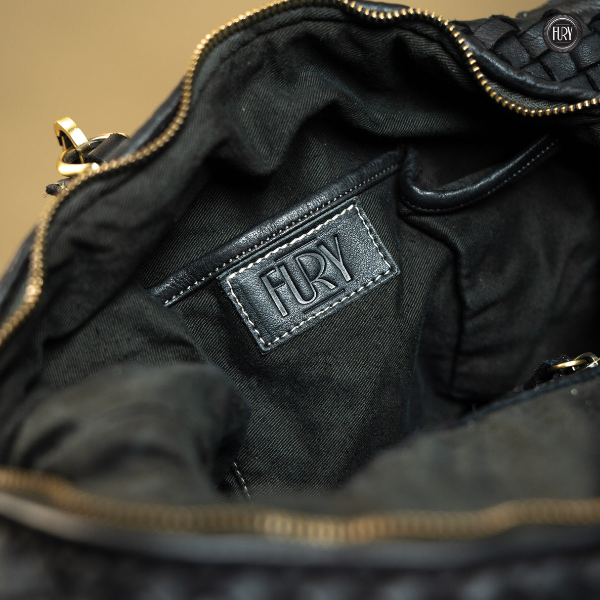 Lea-Tasche aus gewebtem Leder