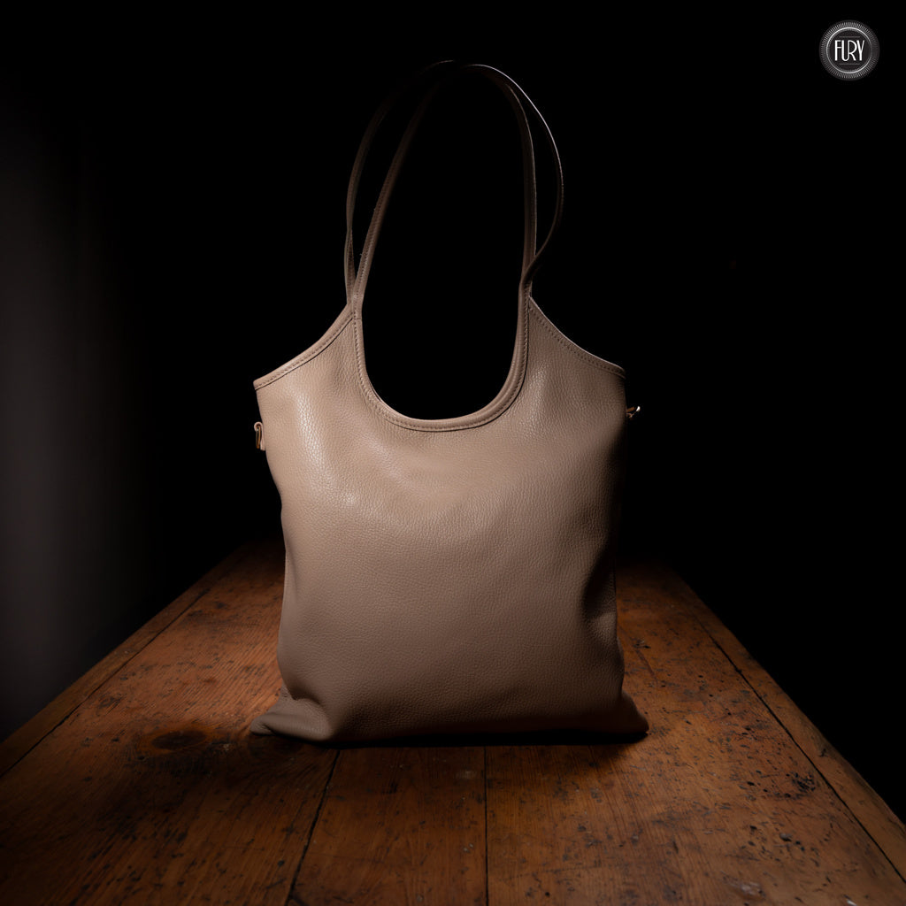 Niva Ledertasche