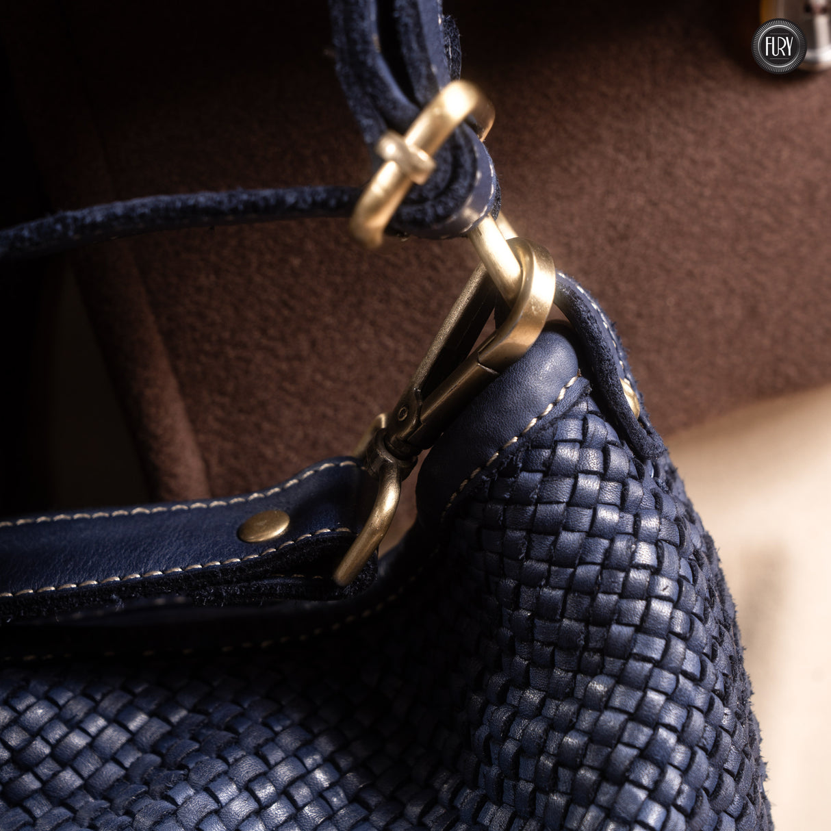 Linda-Tasche aus gewebtem Leder