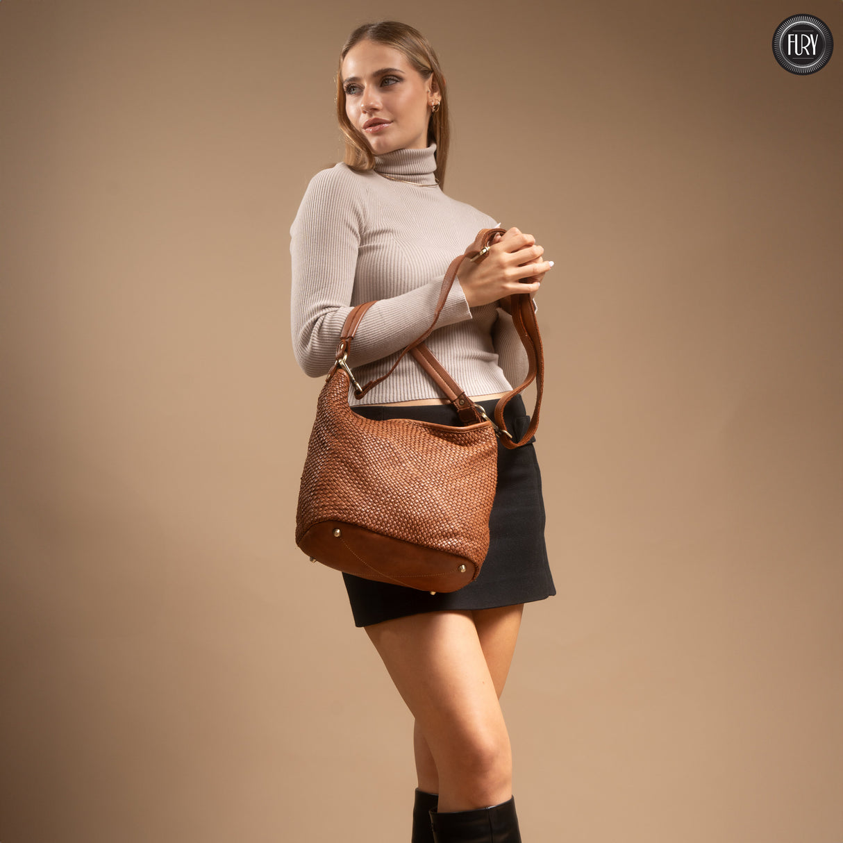 Linda-Tasche aus gewebtem Leder
