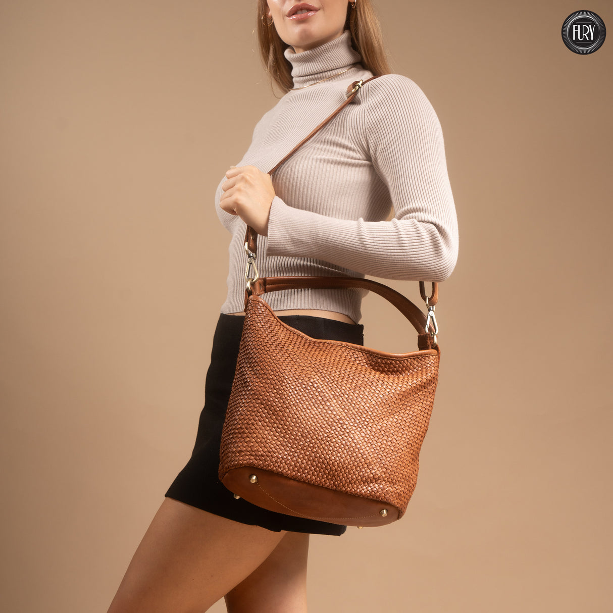 Linda-Tasche aus gewebtem Leder