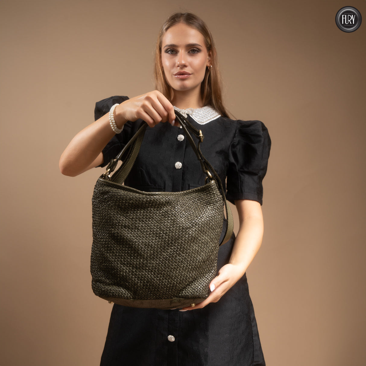 Linda-Tasche aus gewebtem Leder