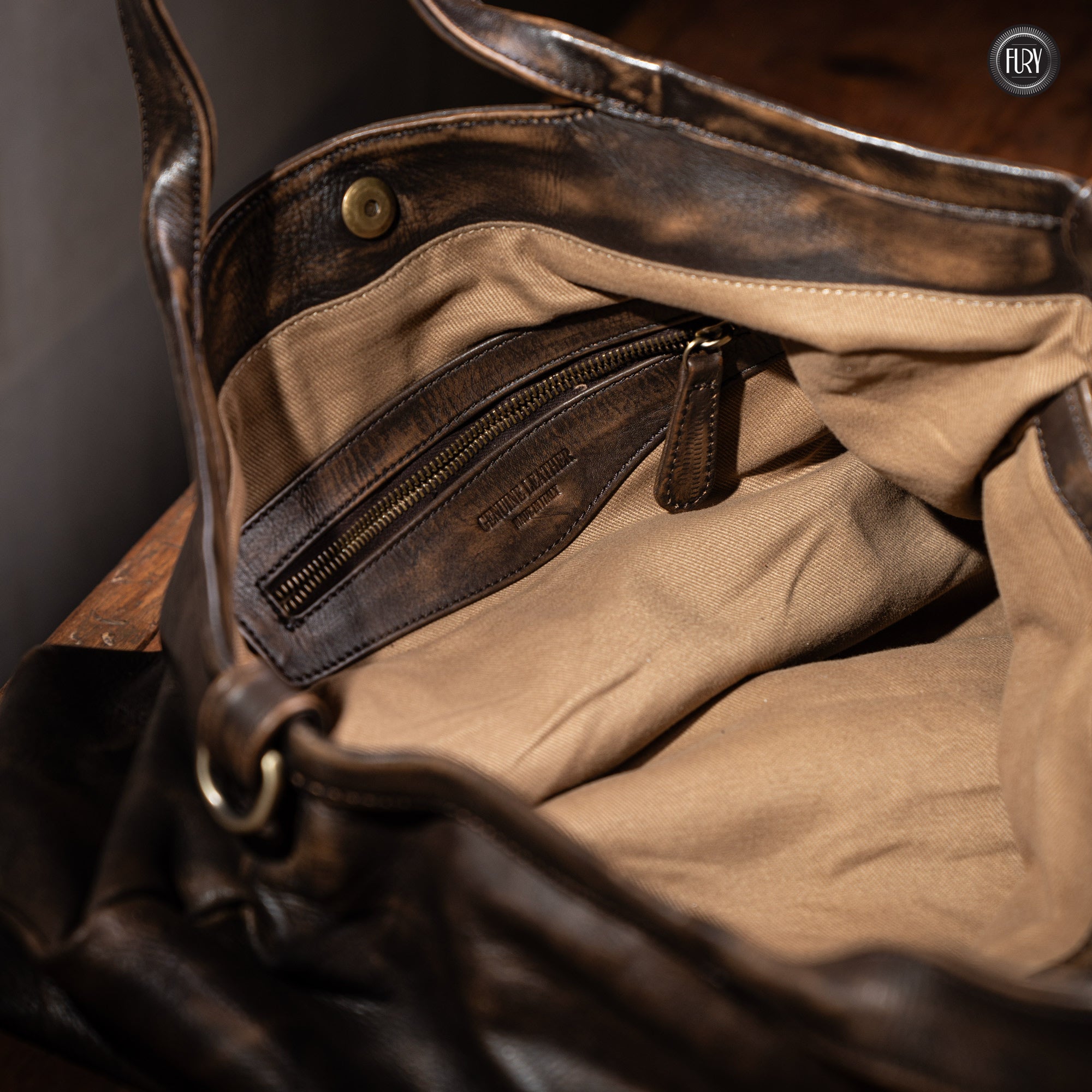 Heritage 65 Ledertasche – Limitierte Auflage