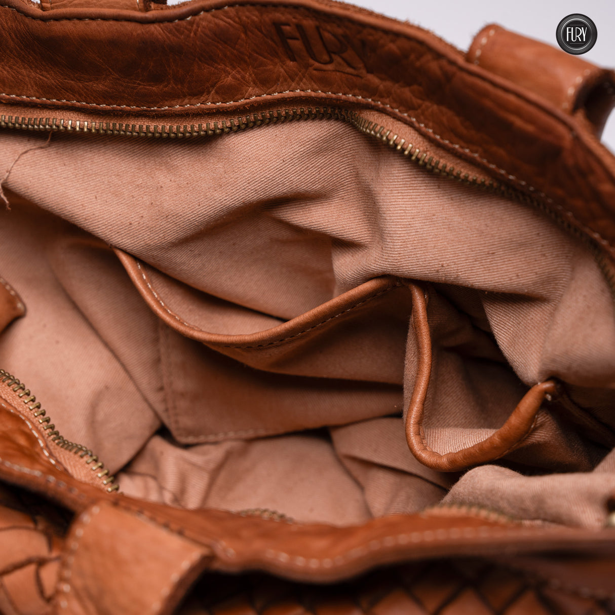 Borsa Virginia in pelle intrecciata