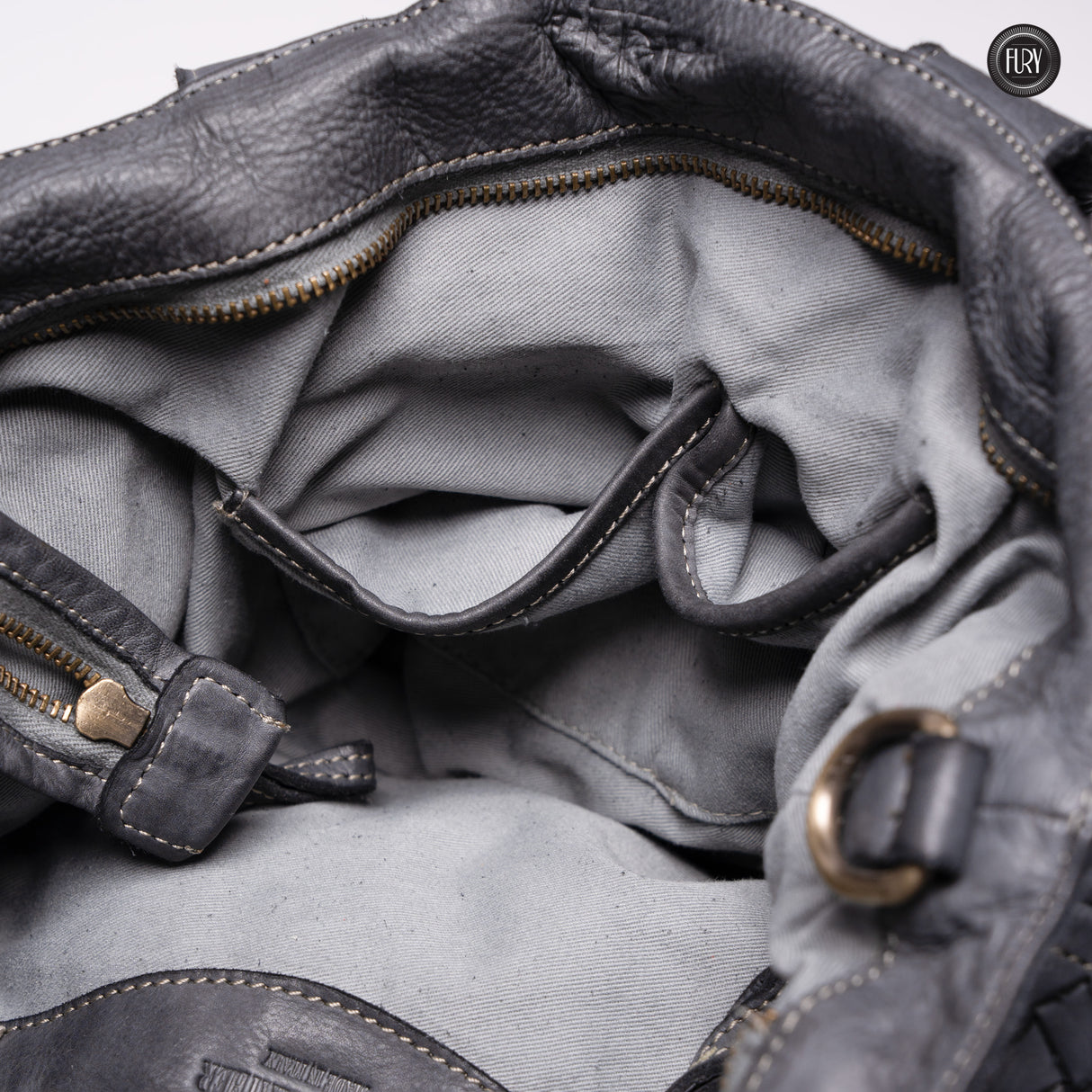 Borsa Virginia in pelle intrecciata