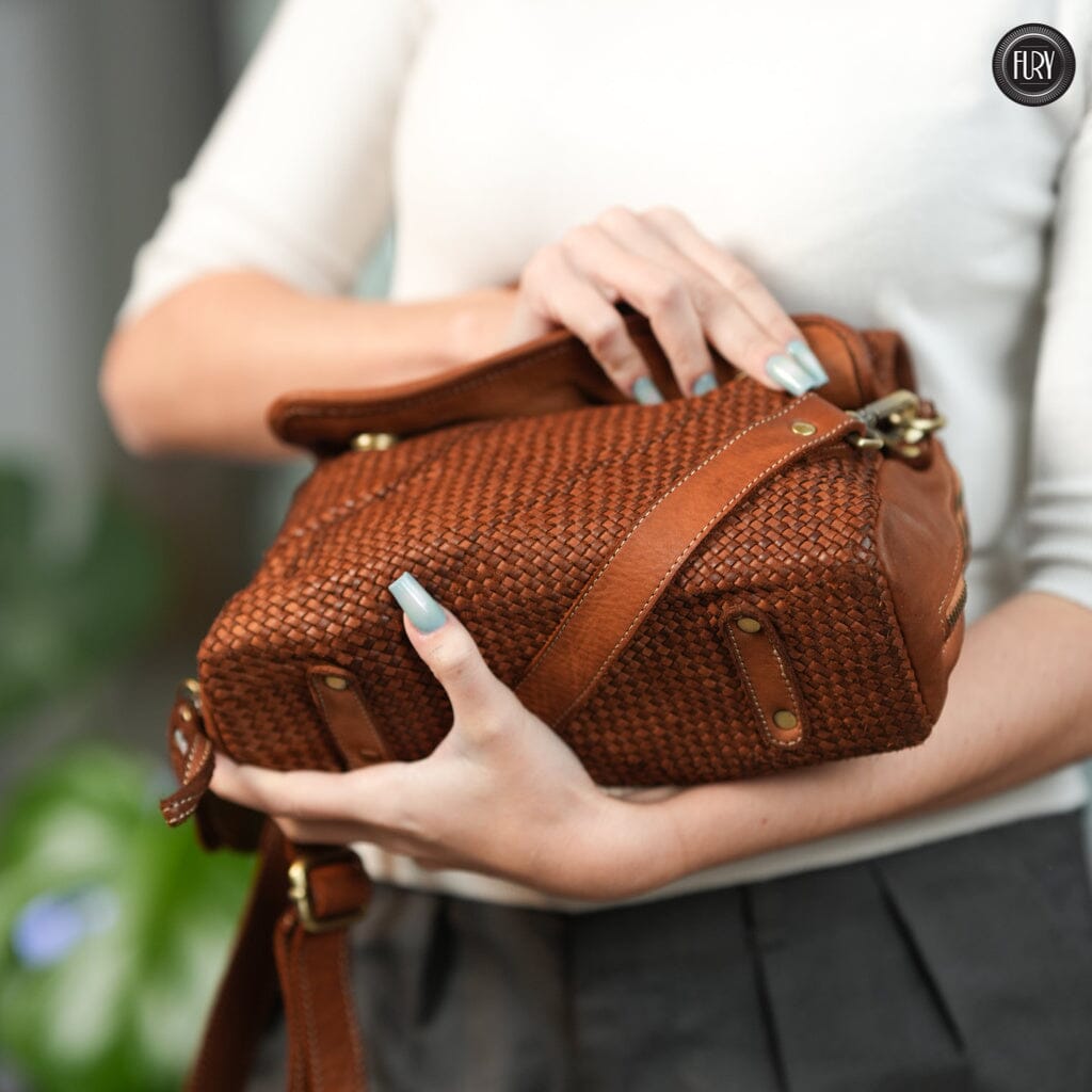 Borsa Siena in pelle intrecciata - Preordine - Fury