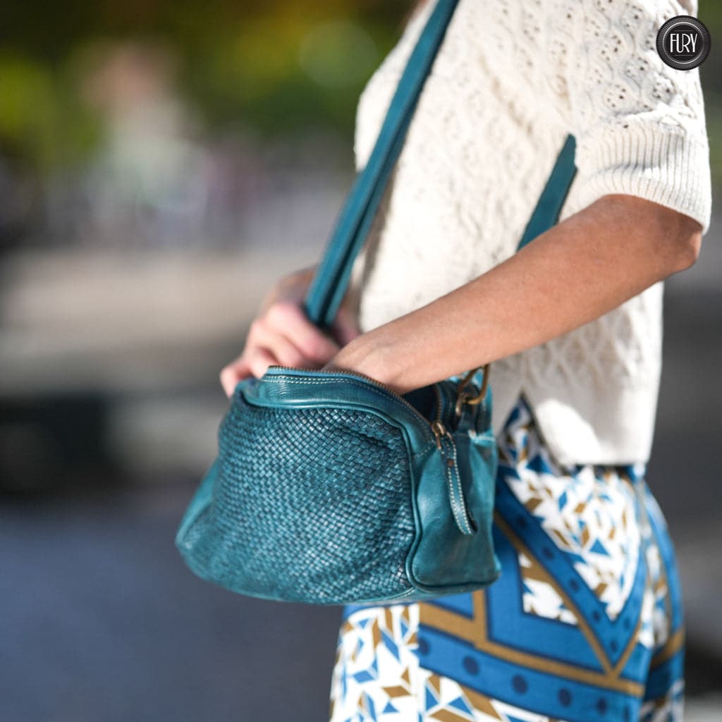 Pochette Isotta in pelle intrecciata Fury Bags#colore_ottanio