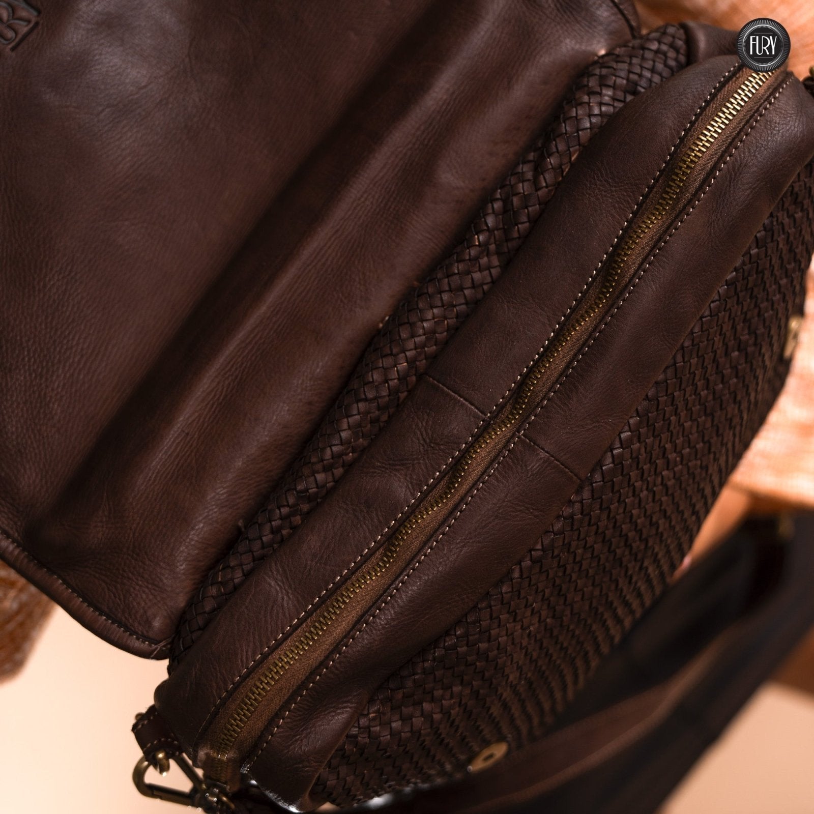 Borsa Siena Maxi in pelle intrecciata - Preordine - Fury